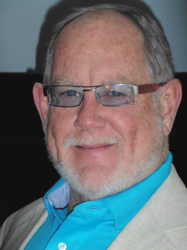 Charlie Smith MD